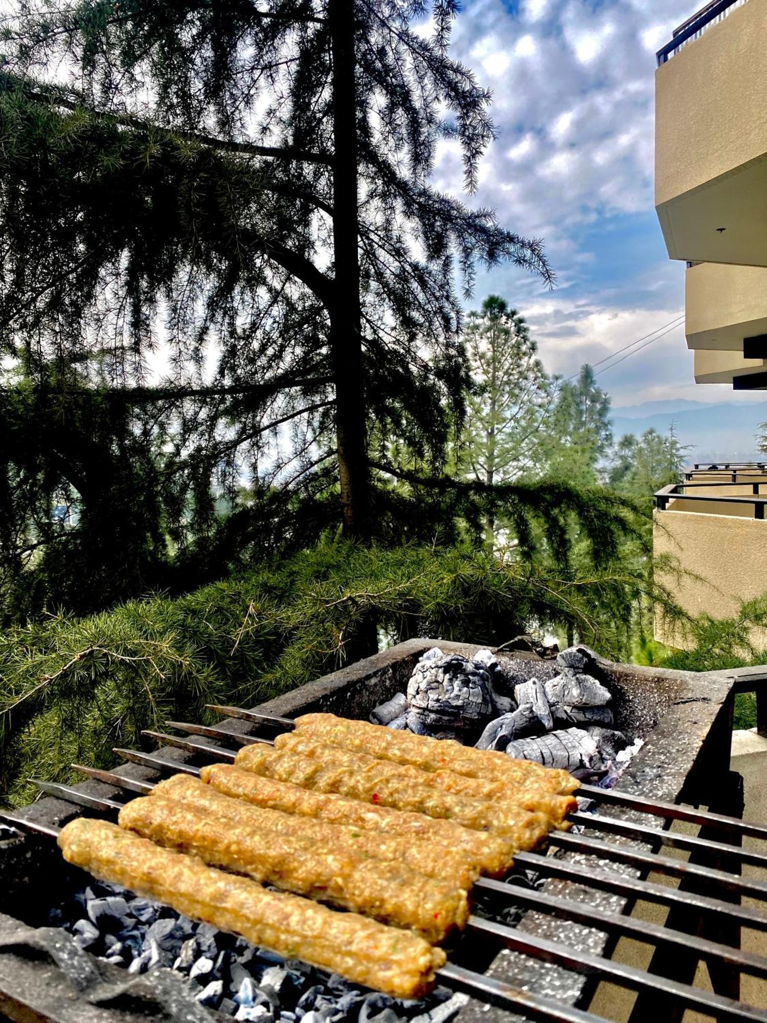 Rock City Resort Saidu Sharif Extérieur photo