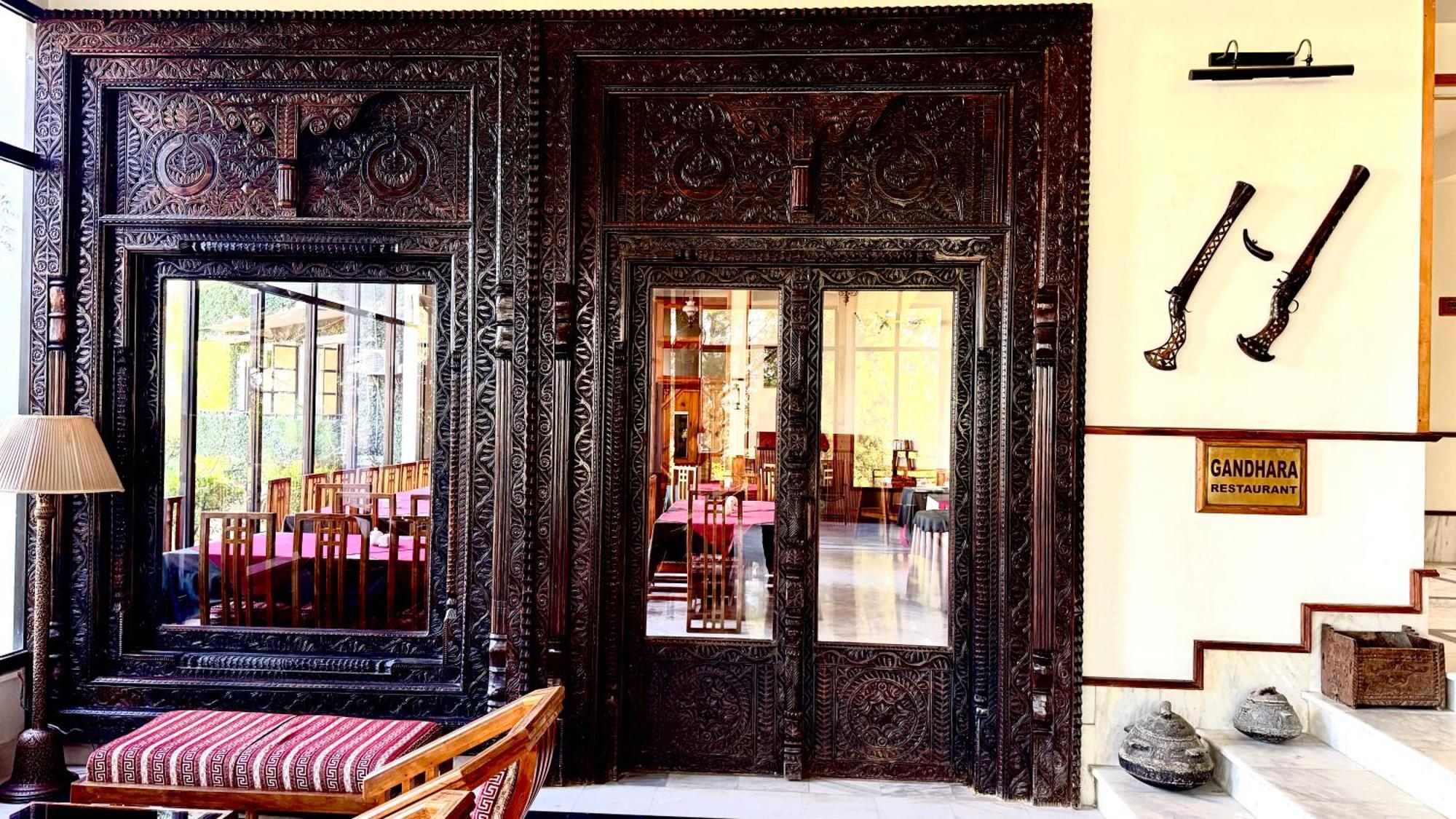 Rock City Resort Saidu Sharif Extérieur photo