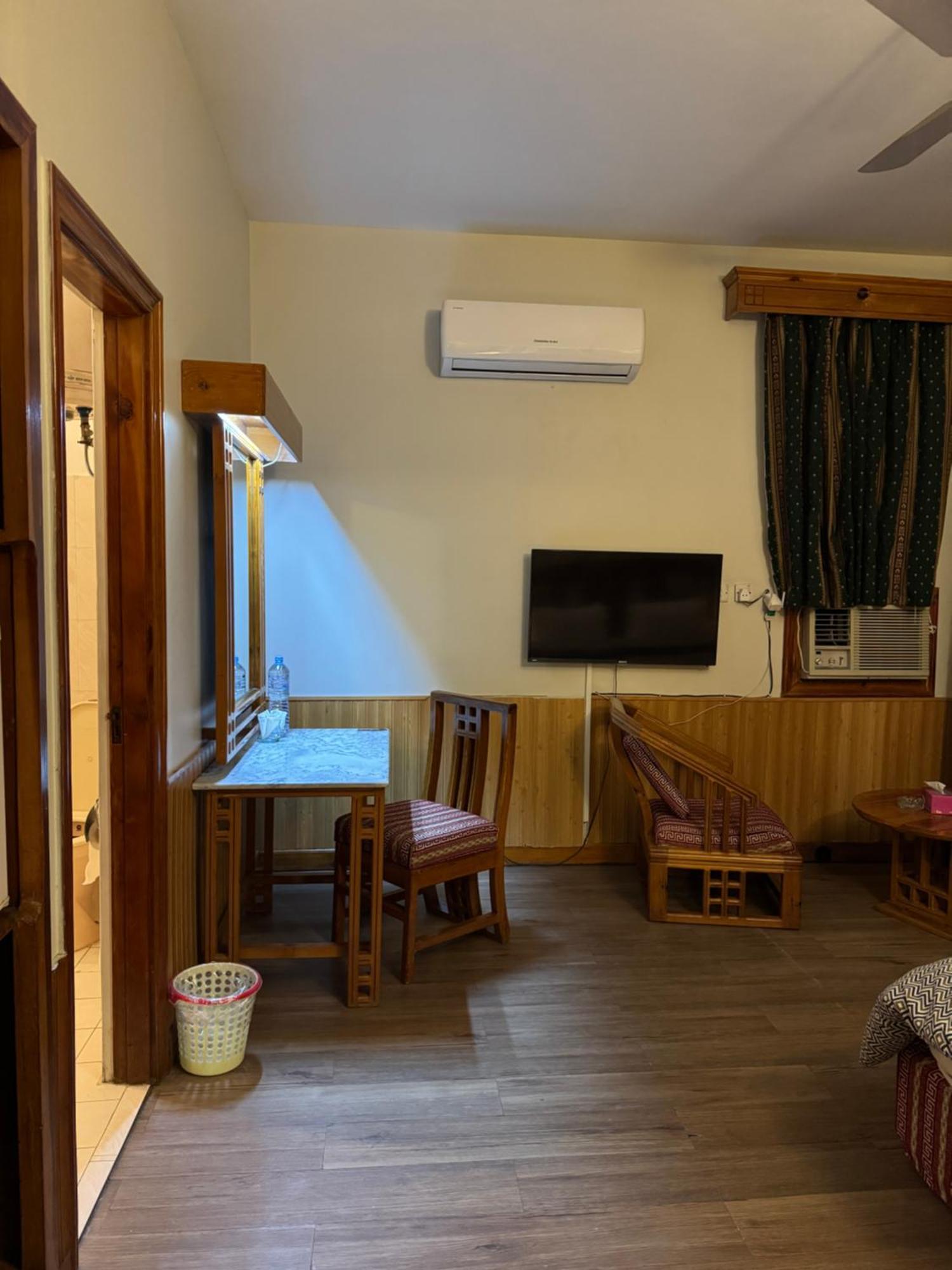 Rock City Resort Saidu Sharif Extérieur photo
